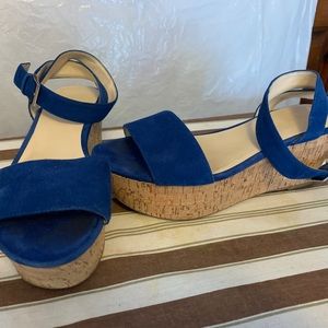 Platform sandals